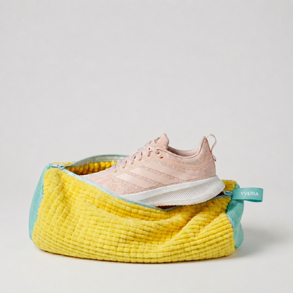 Yveria — Des chaussures propres et sans odeur en 30 minutes chrono