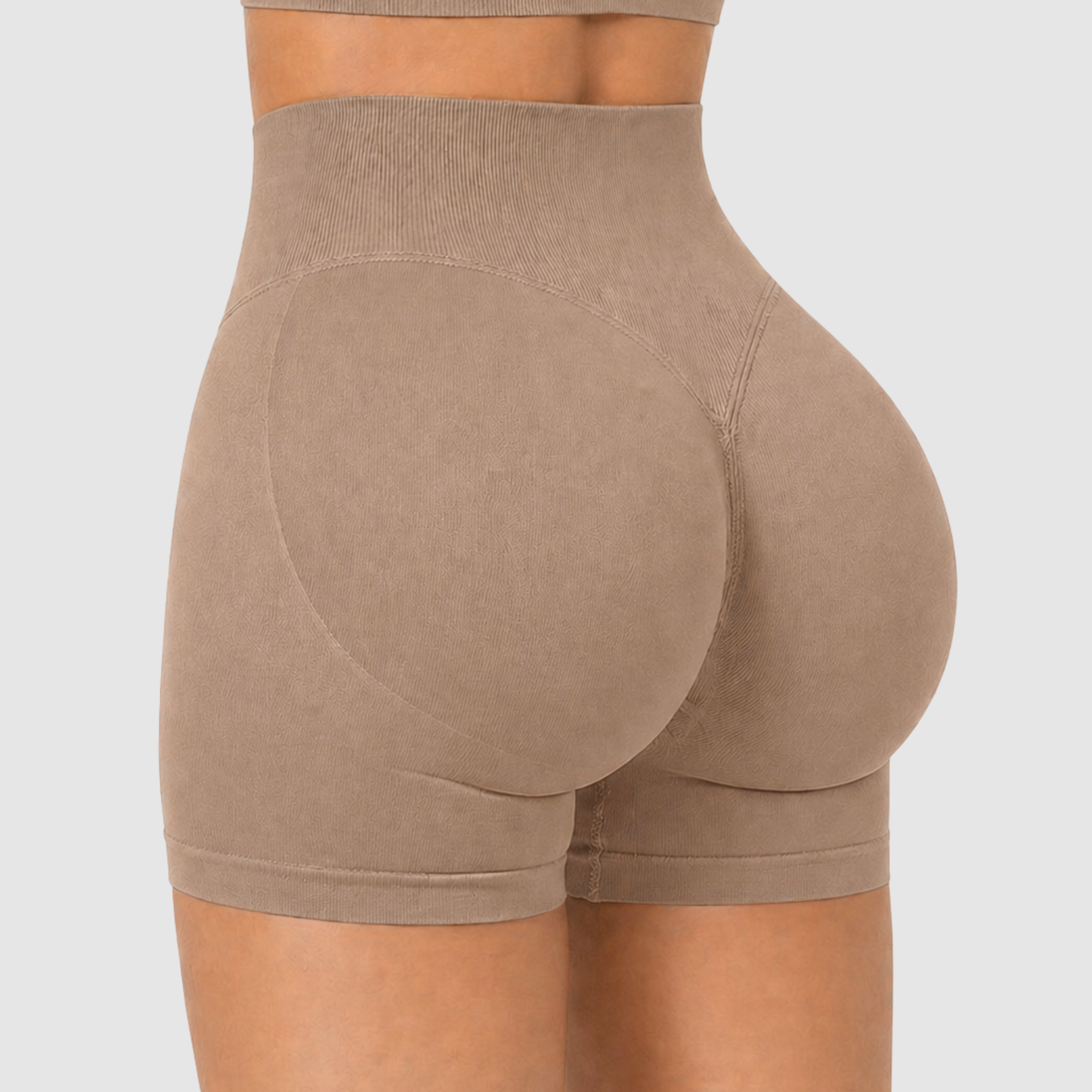 Yveria — Le Short qui Sculpte tes Fesses et Gaine ton Ventre